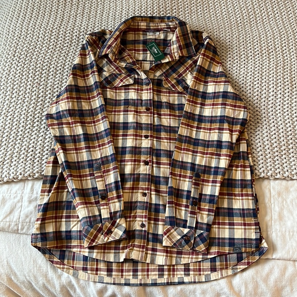 L.L. Bean Multicolor Plaid Flannel Long Sleeve Button Up Like New Shirt